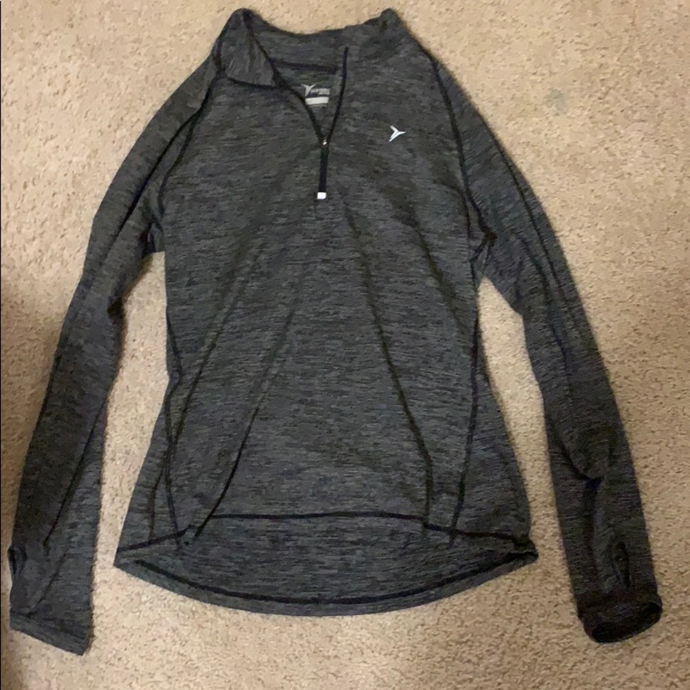 Old Navy Active Semi Fitted Quarter Zip Size L